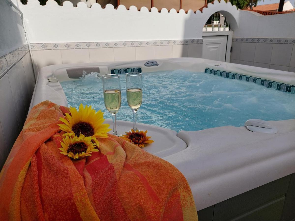 Jacuzzi House Sunflower Коста-дель-Силенцио Экстерьер фото